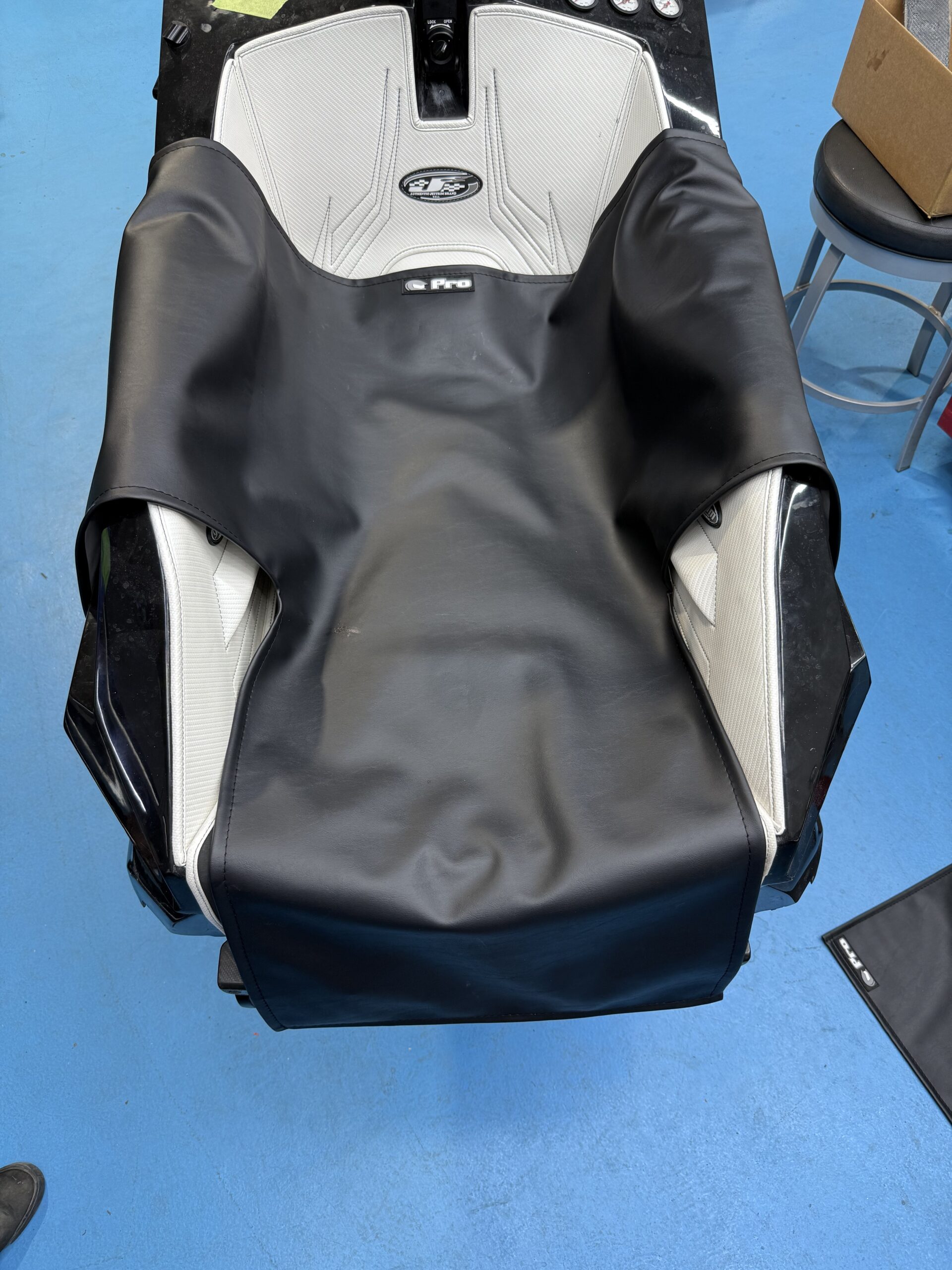 Universal Tray Cover